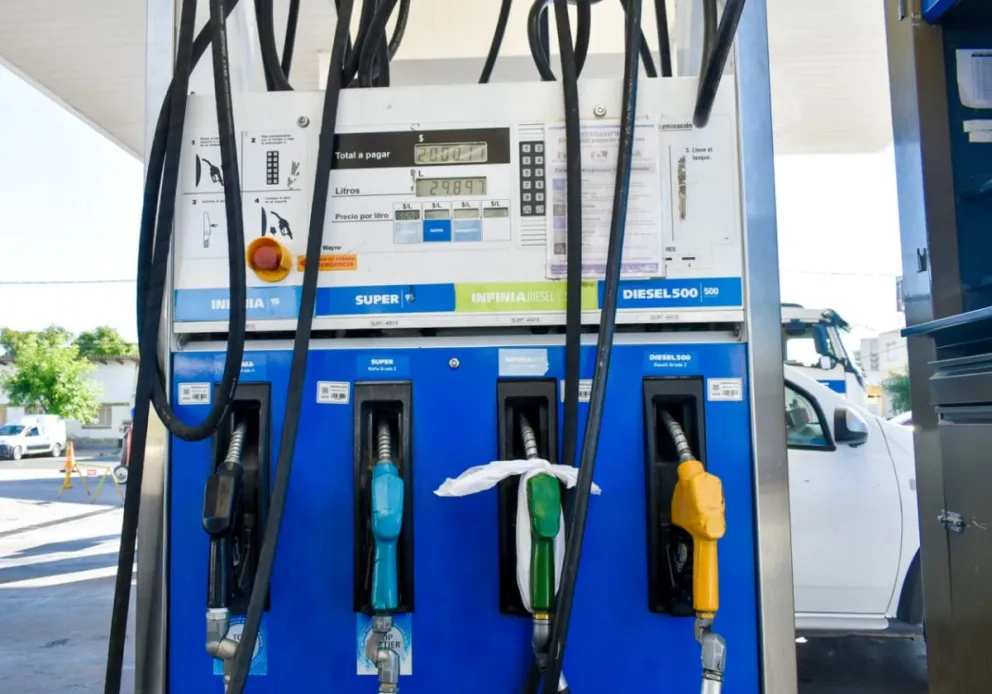 Hay un nuevo aumento en los combustibles en YPF