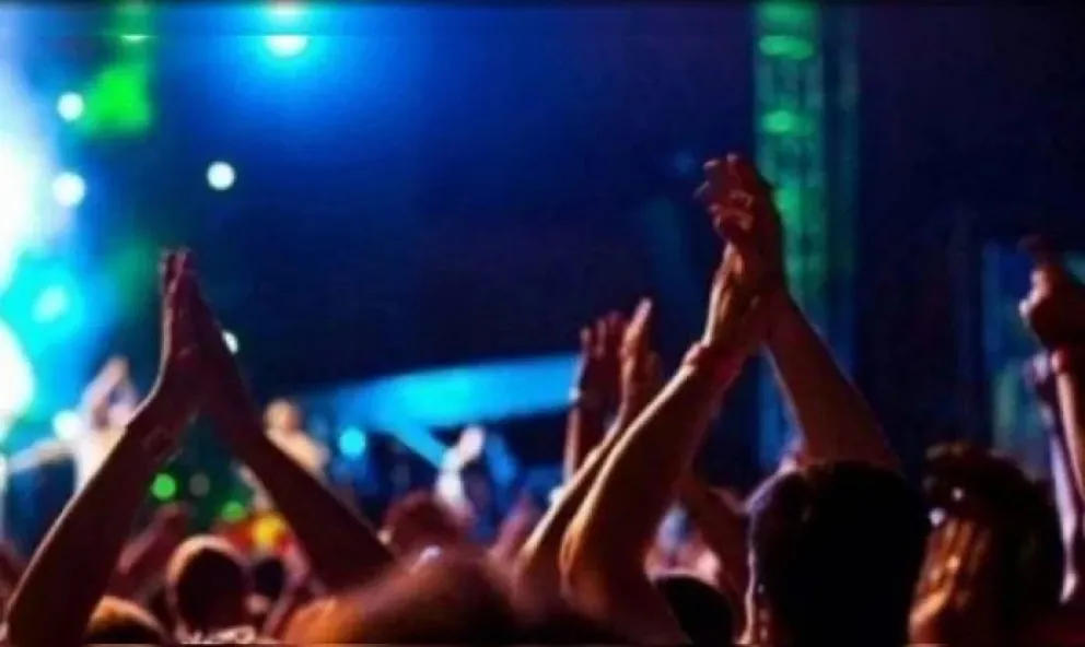 Provincia de Buenos Aires autoriza fiestas de hasta 200 personas: ¿Qué ocurrirá en Patagones?