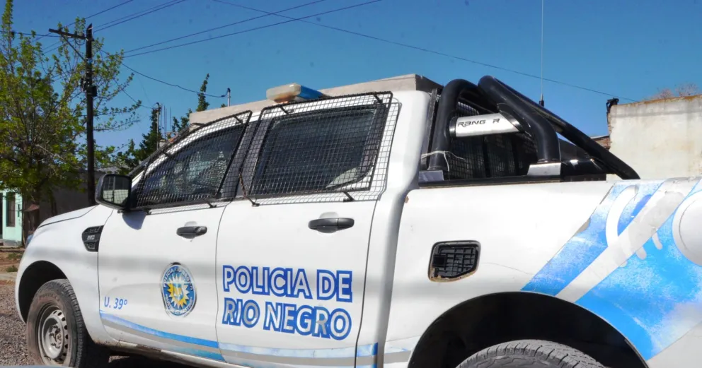 Barrio Lavalle: Lo notificaron por violencia de género y golpeó a un policía