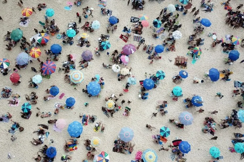 Brasil exigirá un examen PCR negativo a los turistas que lleguen en avión