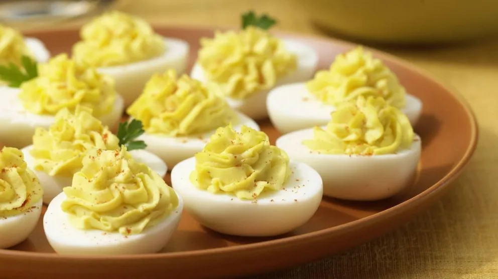 Fiestas 2020: con ustedes... huevos rellenos