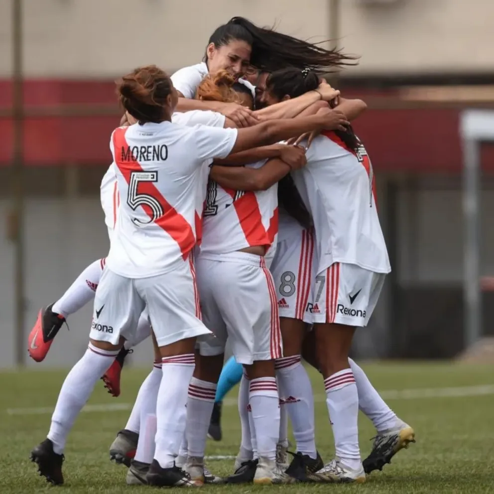River goleó a Independiente y quedaron definidas las semifinales
