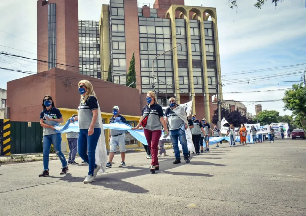 UPCN realizó su última marcha del año por recomposición salarial
