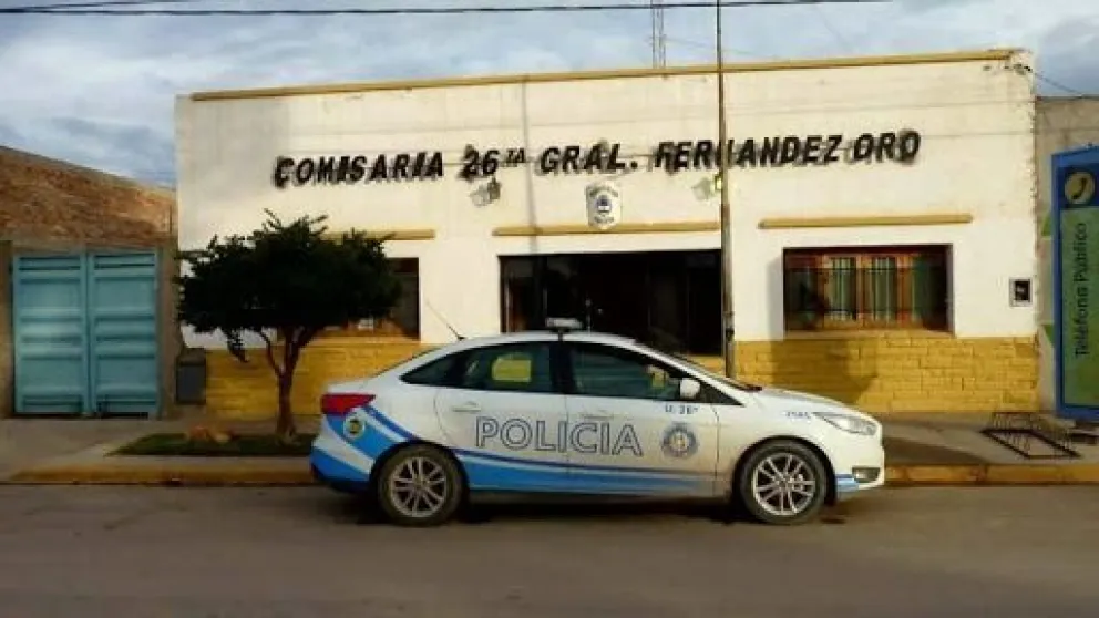 Fernández Oro: asesinaron a un adolescente de una puñalada en el pecho