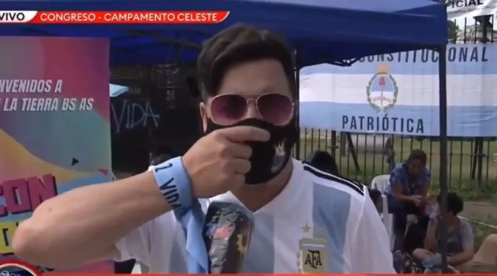 El insólito argumento de un joven en contra del aborto