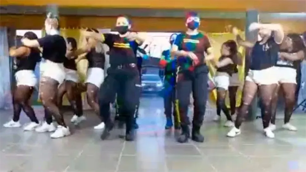 Escándalo: penitenciarias y reclusas grabaron una coreografía en la cárcel