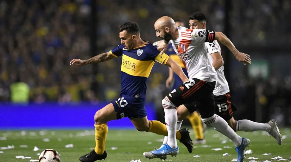 Se juega el Superclásico número 100 en la Bombonera: hora, TV y formaciones