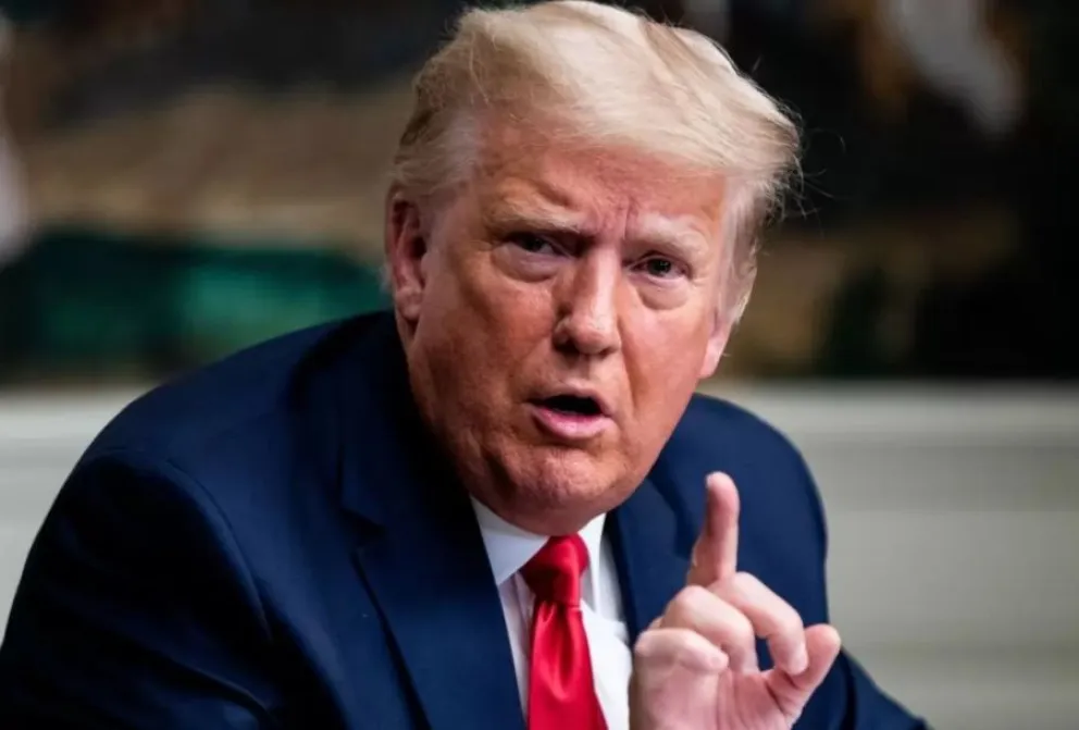 Twitter y Facebook bloquean a Donald Trump luego del asalto al Capitolio