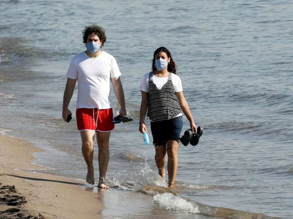 Cómo usar el tapaboca en verano, según los expertos