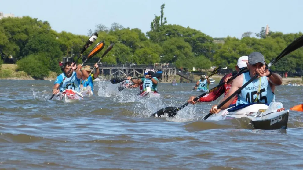 Regata del río Negro: 104 botes y 168 palistas formarán parte de la edición XLV