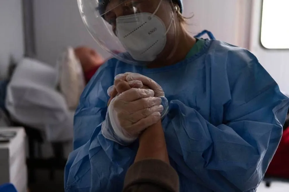 Los trabajadores de Salud tendrán una licencia especial para aliviar el stress