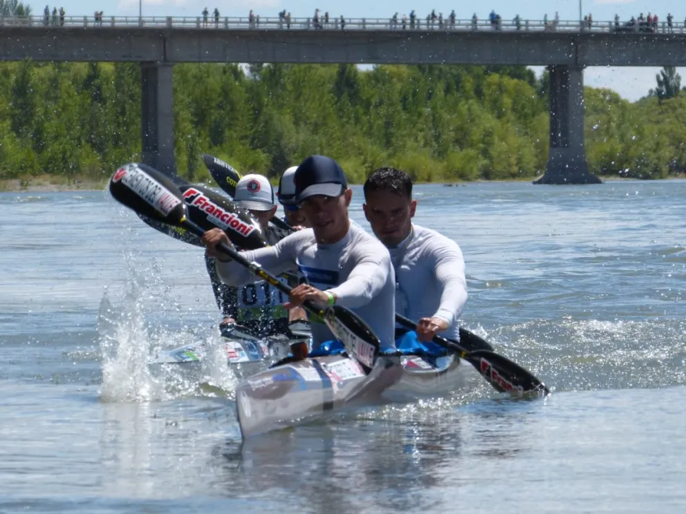 Regreso al triunfo de la dupla Pinta-Lucero en la Regata del río Negro