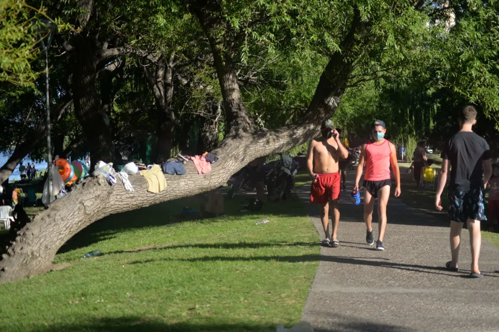 Calor y falta de agua: el drama que afrontan miles de vecinos en Viedma