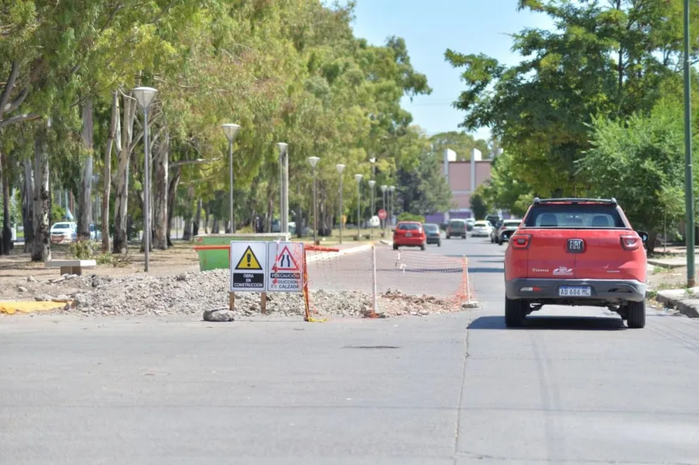 Por reparaciones, piden precaución al transitar por bulevar Contin