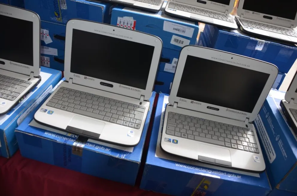 Distribuirán cerca de medio millón de computadoras en el país