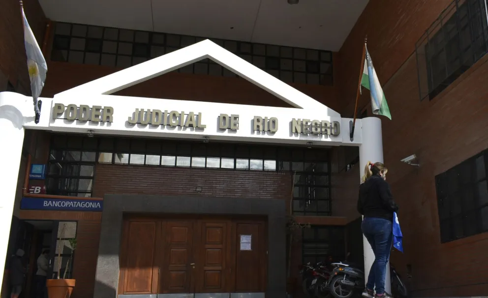 Falleció cuando volvía a su casa y la ART deberá resarcir a su viuda e hijo