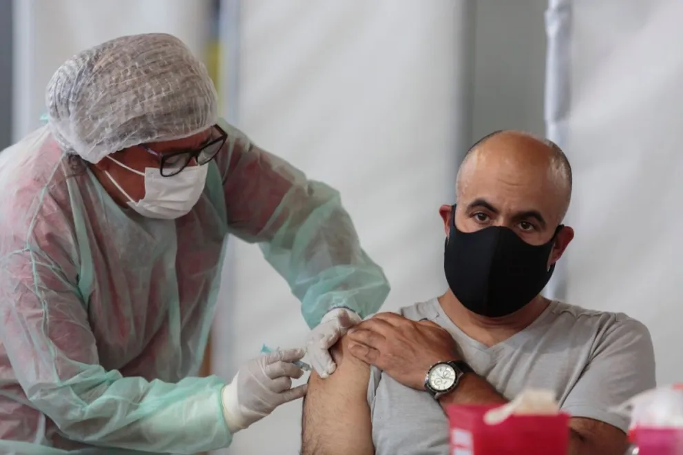 Más del 90 por ciento de trabajadores de la Salud ya se vacunaron en Viedma