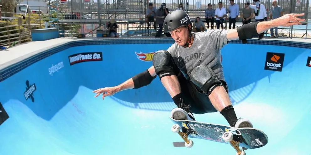El espectacular 720 de Tony Hawk a los 52 años que es furor en las redes sociales