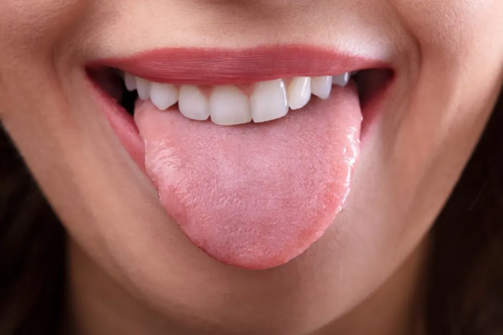 Los nuevos síntomas de coronavirus en lengua y manos