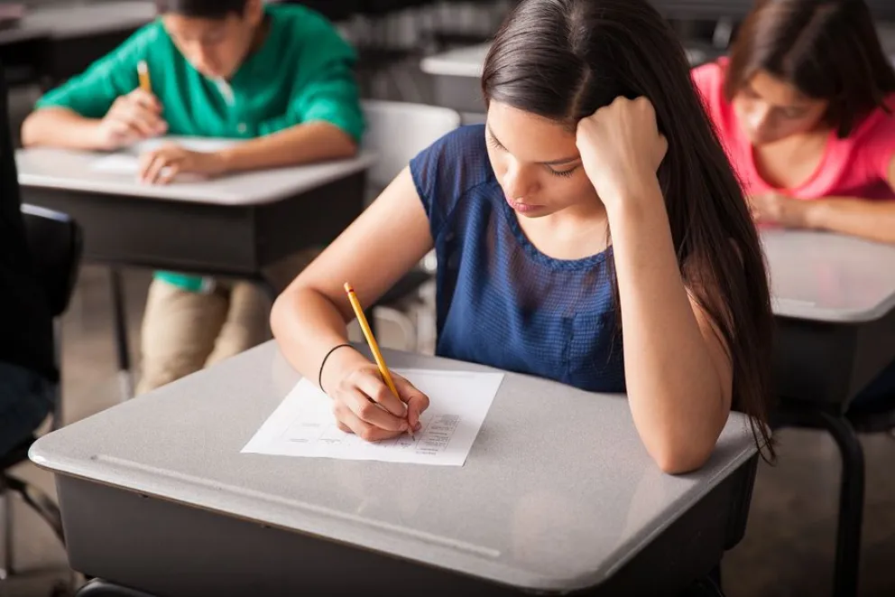 Presentan proyecto para crear licencia por “día menstrual” para estudiantes