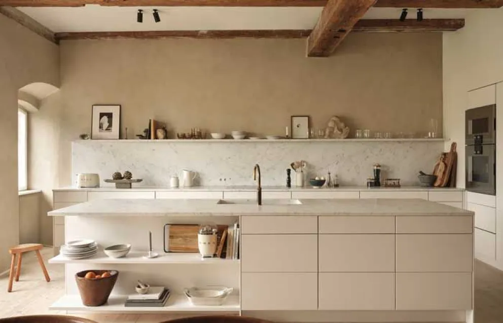 Seis tips de decoración para lograr la sensación de tener una cocina más amplia