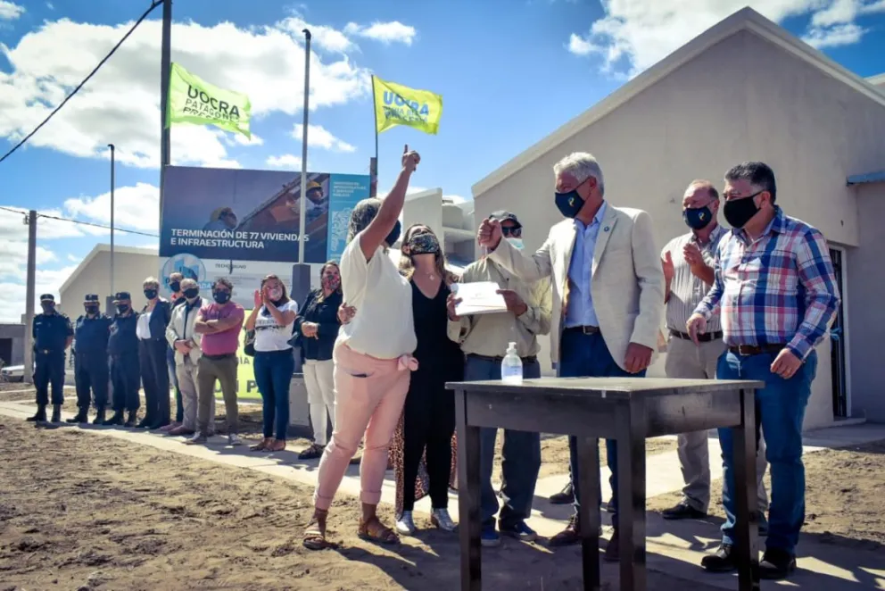 Entregaron nuevas unidades del tortuoso plan de las 77 Viviendas