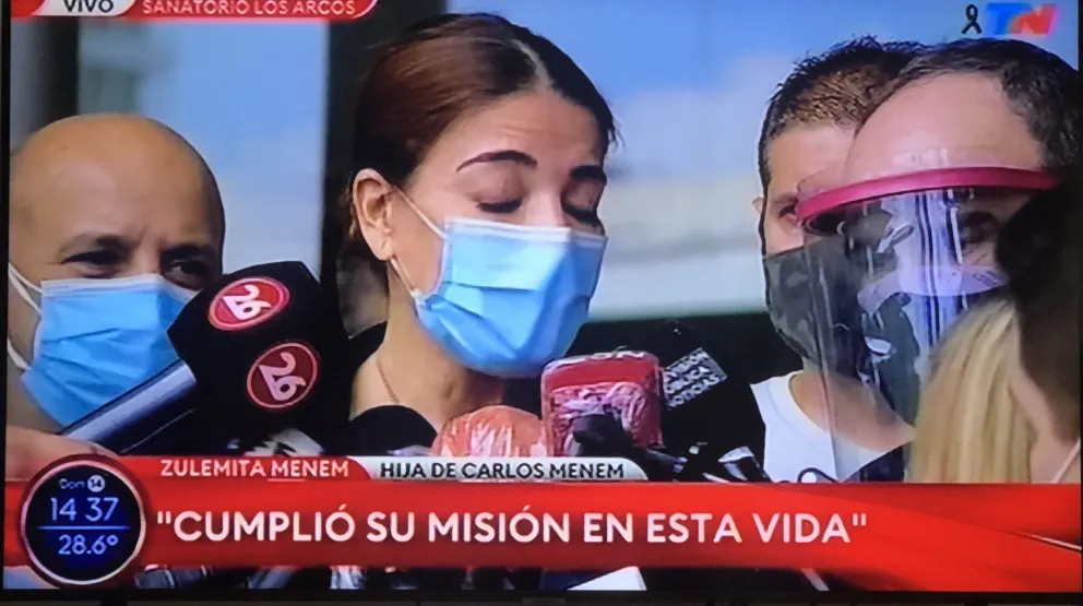 Mi papá se fue en paz y agarrado de la mano de mi mamá", dijo Zulemita