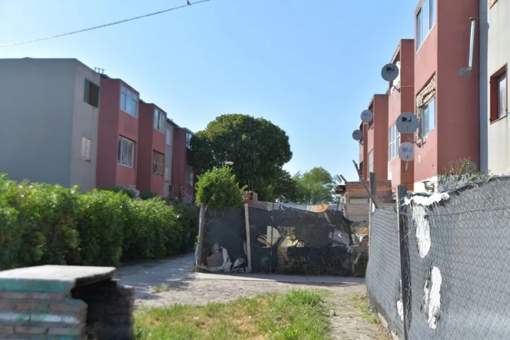 Dos jóvenes fueron detenidos por un presunto abuso en el barrio Inalauquen