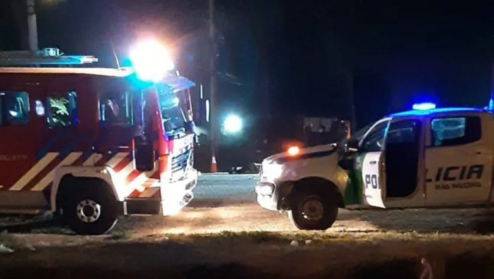 Accidente fatal: dos jóvenes rionegrinos murieron tras impactar contra un camión