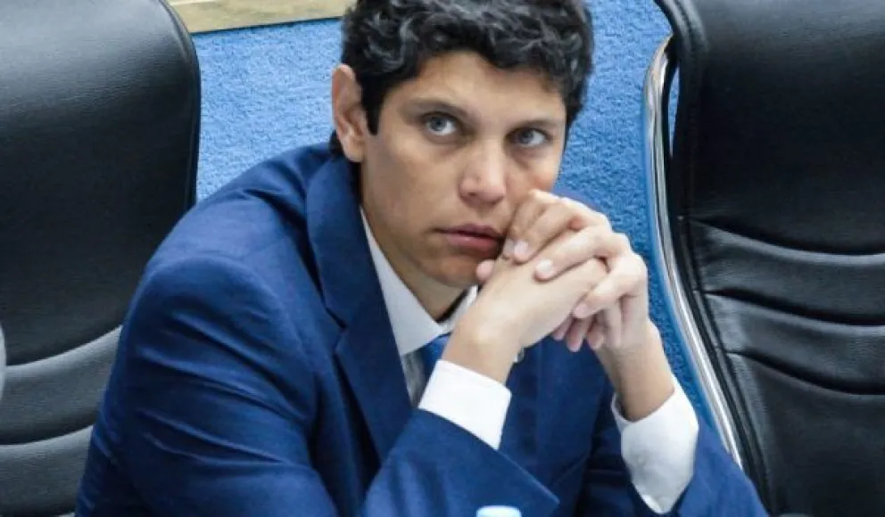 Imputaron al legislador Barreno por violación del aislamiento