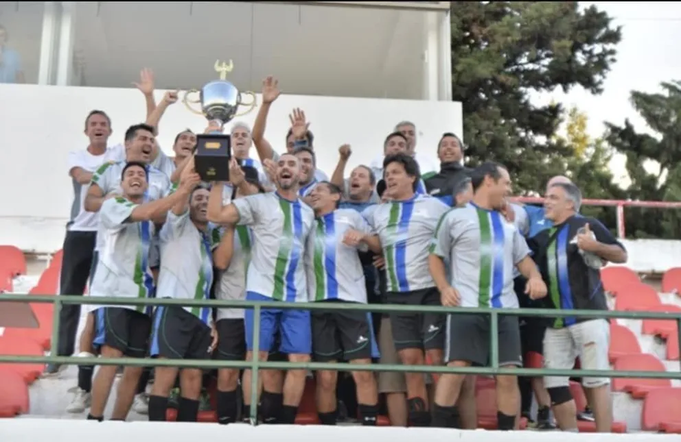 Julio Cabral: “Después del gol cerramos el arco y pudimos salir campeones”