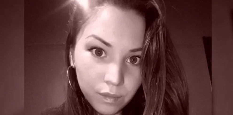 Una joven de 21 años fue asesinada por su ex en pleno centro de la ciudad