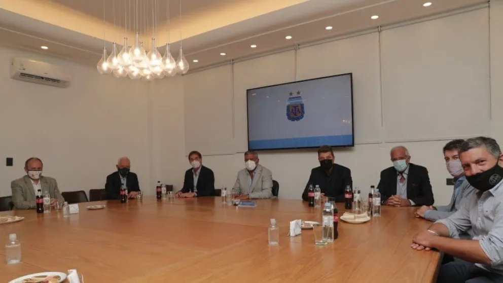 Liga Profesional: AFA elevó el protocolo para el regreso de los hinchas