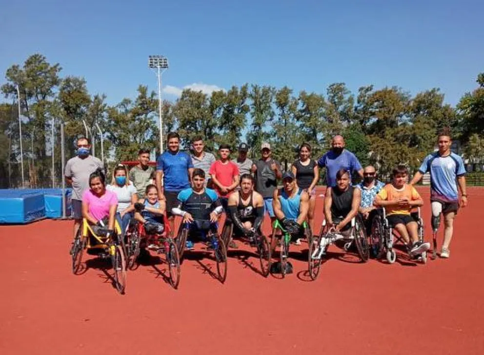 Atletismo adaptado: Una concentración en el CeNARD con varios frentes en la mira