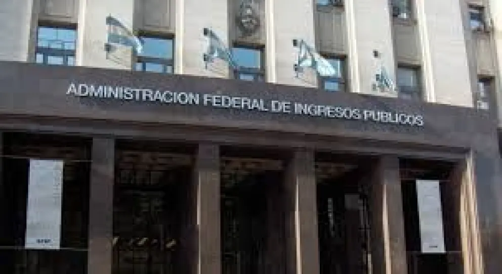 La recaudación aumentó 51,9% y el crecimiento sigue por encima de la inflación