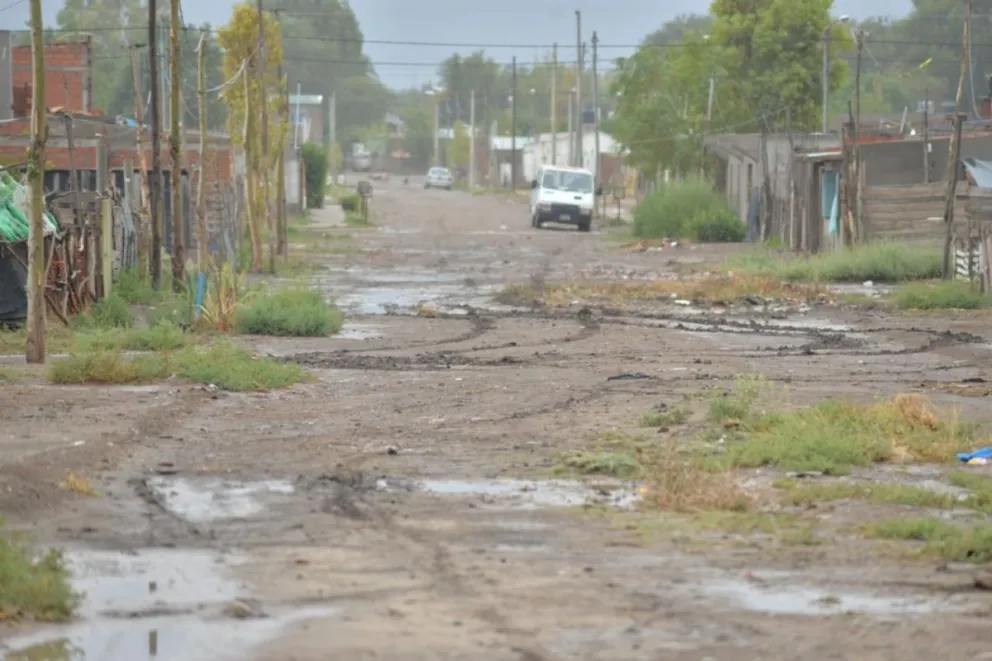 Sólo calles inundadas en lo inmediato con más de 27 milímetros de precipitación