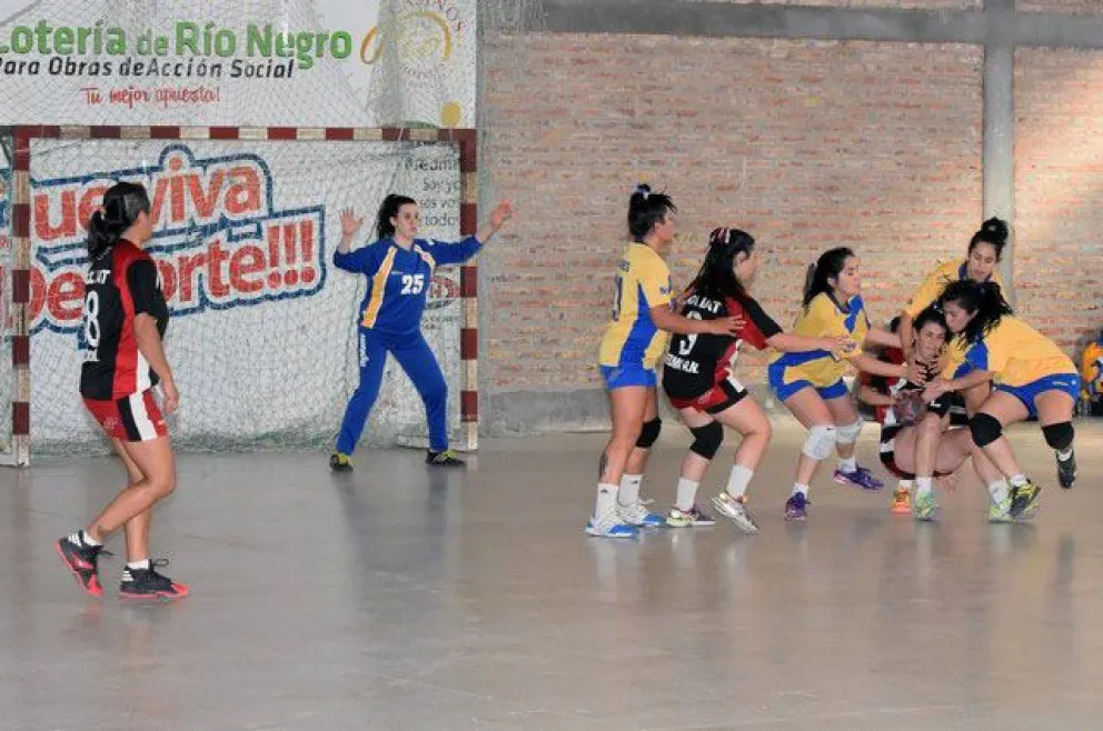 El handball indoor  cerca volver a la competencia
