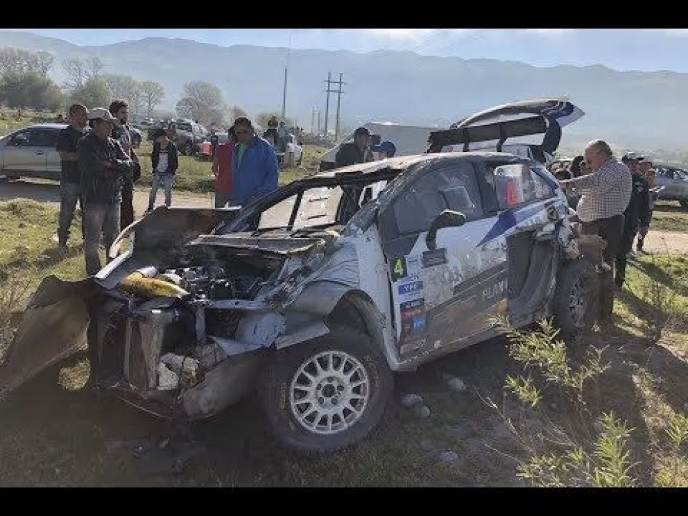 El espectacular vuelco de Nalbandian en el Rally Pagos del Tuyú