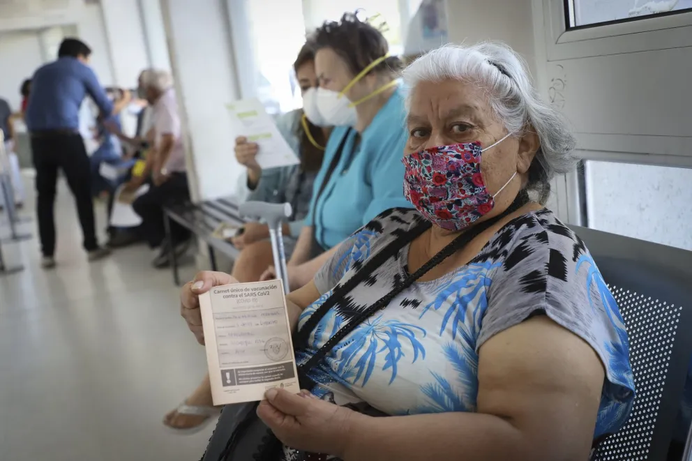 Vacunas: idas y vueltas con los mayores, y pocas definiciones