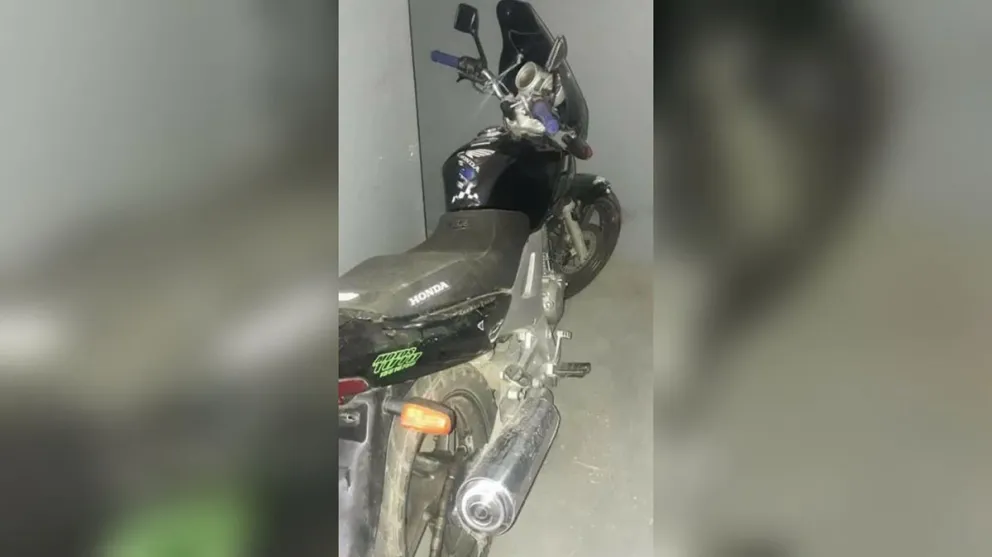 Sufrió un choque, se quebró la clavícula y el responsable se dio a la fuga