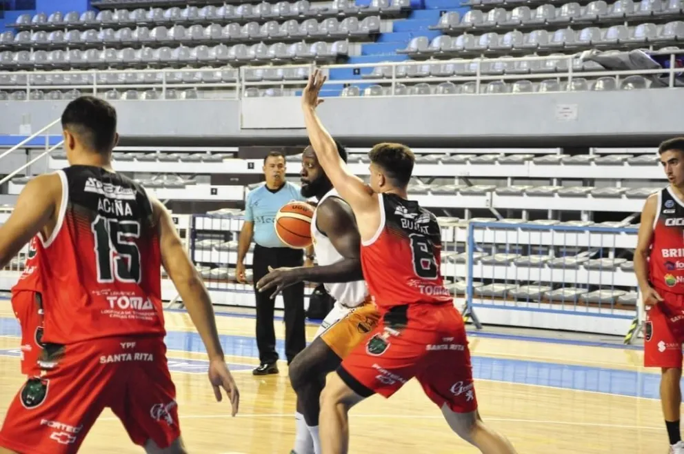 Arranque triunfal de Atenas en Mar del Plata por la Liga Argentina