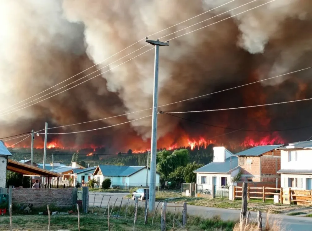 Weretilneck exigió justicia y aportó datos sobre los posibles autores de los incendios
