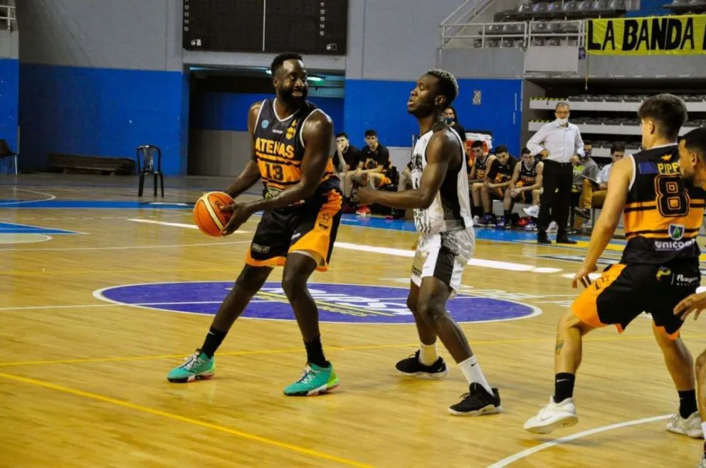 Liga Argentina: Atenas luchó ante Estudiantes, pero se le escapó en el final