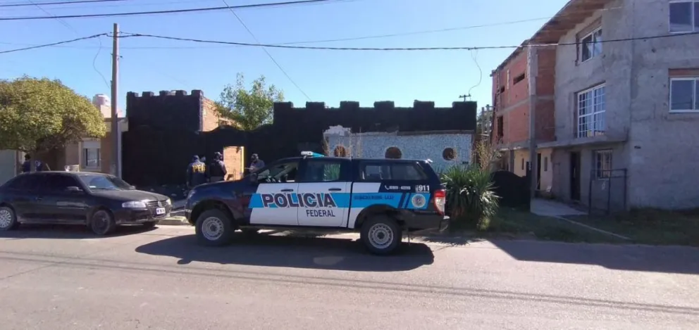Allanamiento y un detenido en una causa por comercialización de droga