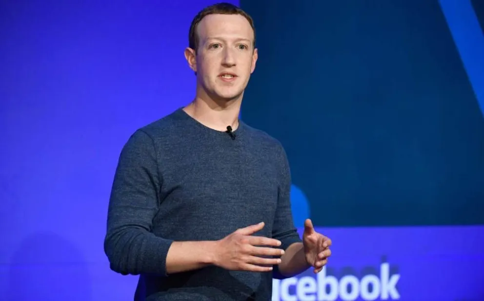 Facebook lanza campaña global para ayudar en la vacunación