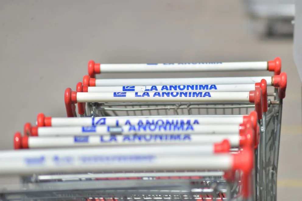 Le dijeron que había ganado una orden de compra y acabó estafada