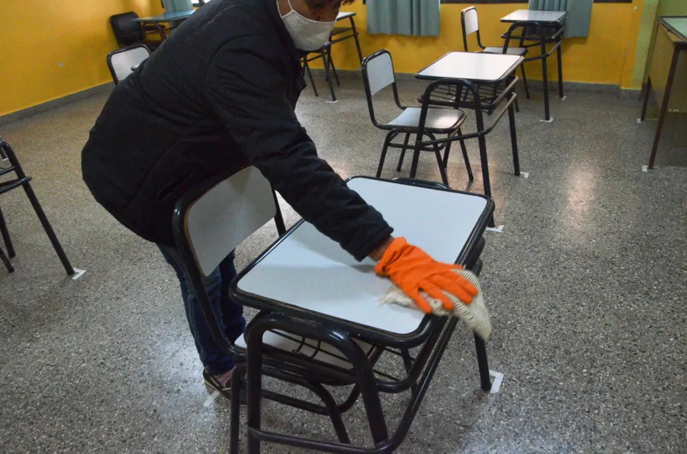 Caso positivo de Covid en una Escuela: ¿Qué establece el protocolo?