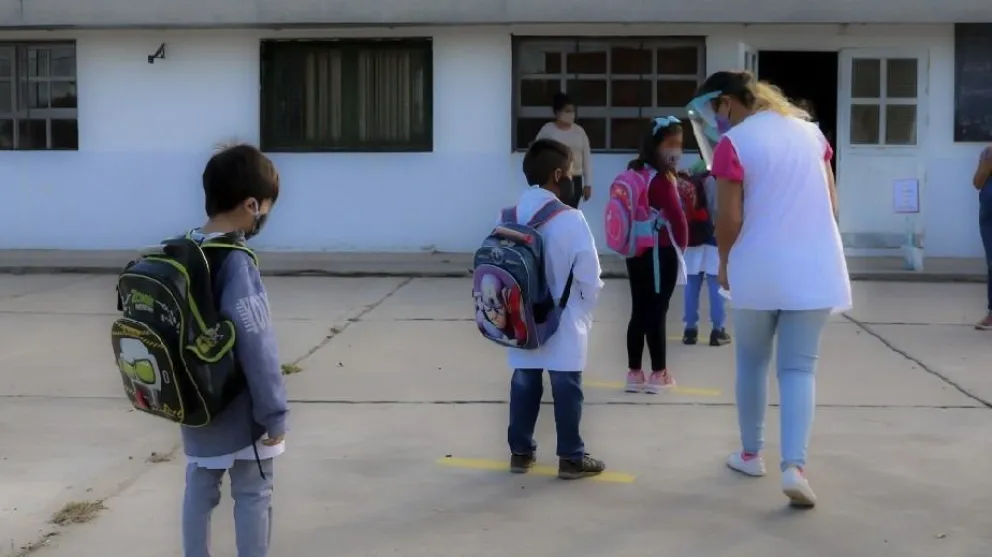“El protocolo no inmuniza contra la Covid 19”, según Carrizo
