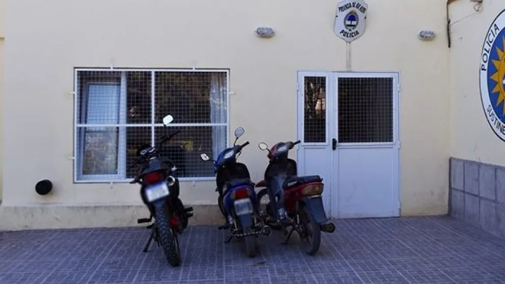 Otro motociclista involucrado, y  esta vez se salvó de milagro