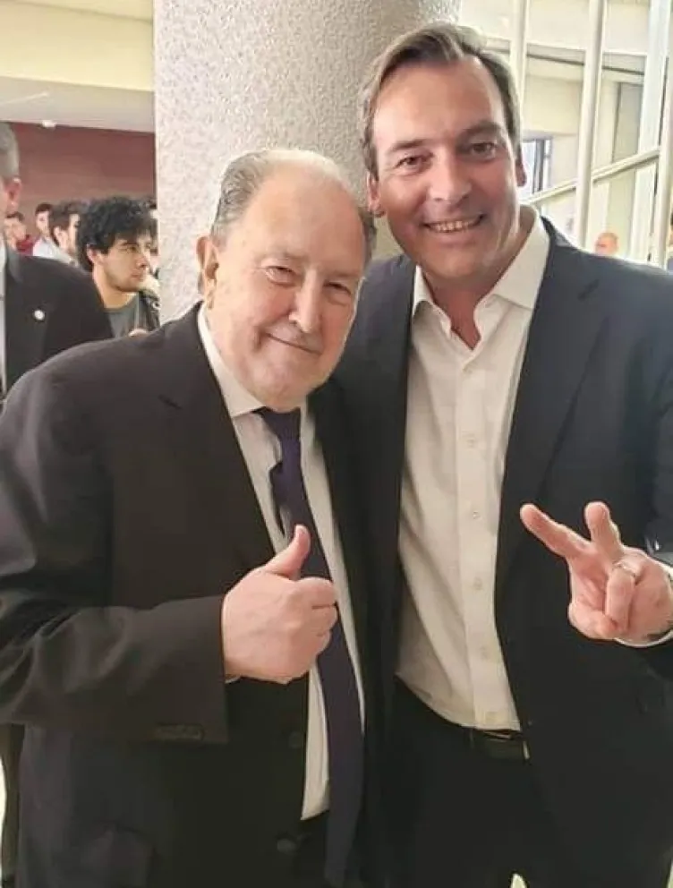 Piden echar a Soria por “inmoral” y por ofender los valores de la Constitución